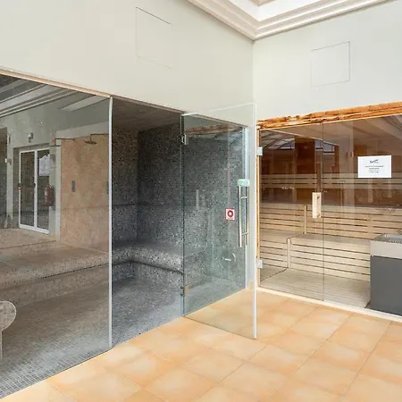 Casa Júlia, Golfe Piscina E Lagos