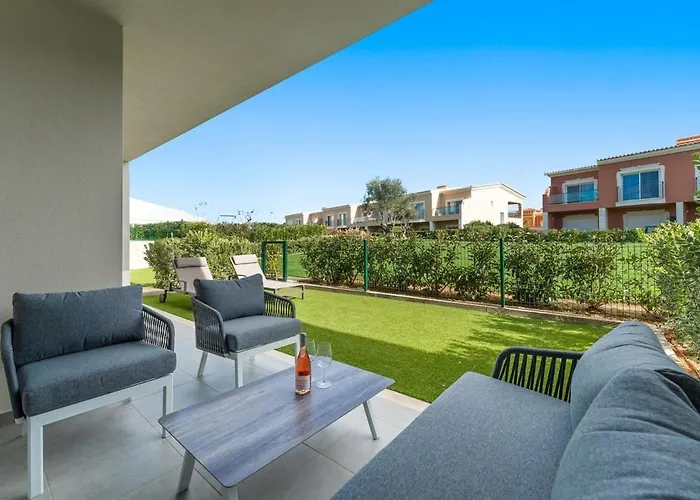 Apartment Casa Julia, Golfe Piscina E Lagos