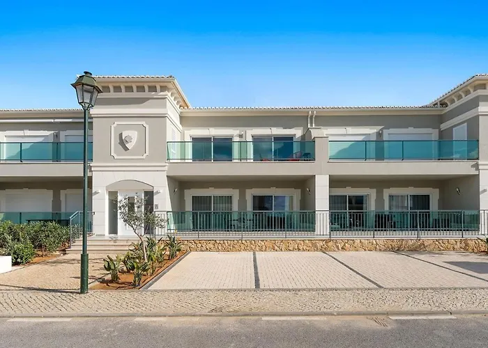 Casa Julia, Golfe Piscina E Apartment *